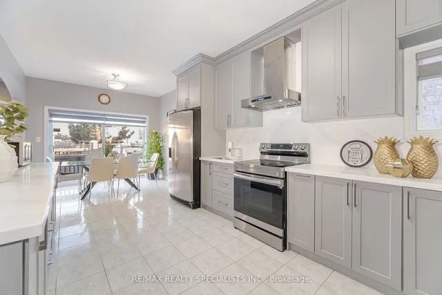 Additional image 12 of 6 Arctic Fox Cres