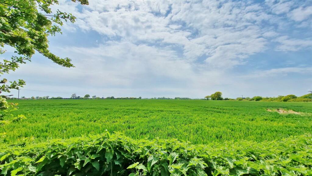 Additional image 24 of The Crescent, Great Holland