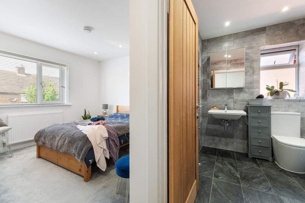 Additional image 14 of St. Johns Crescent, Stansted, CM24
