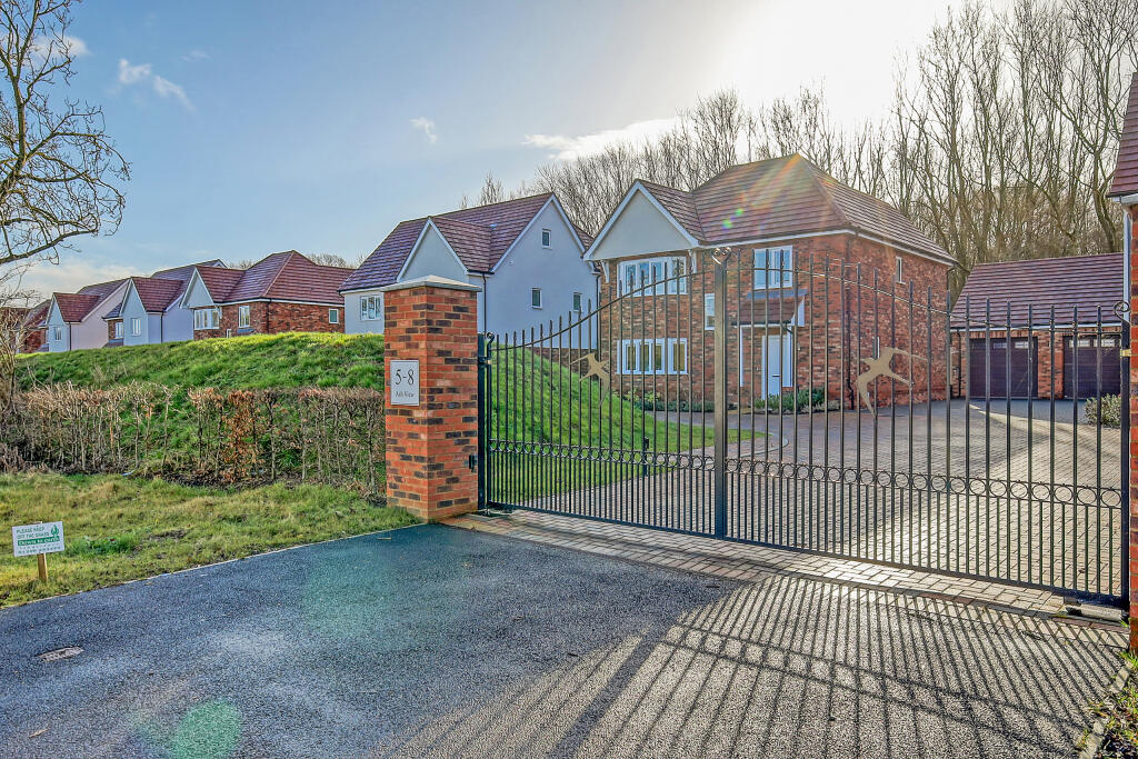 Additional image 12 of The Oak, Ash View, Takeley, Essex