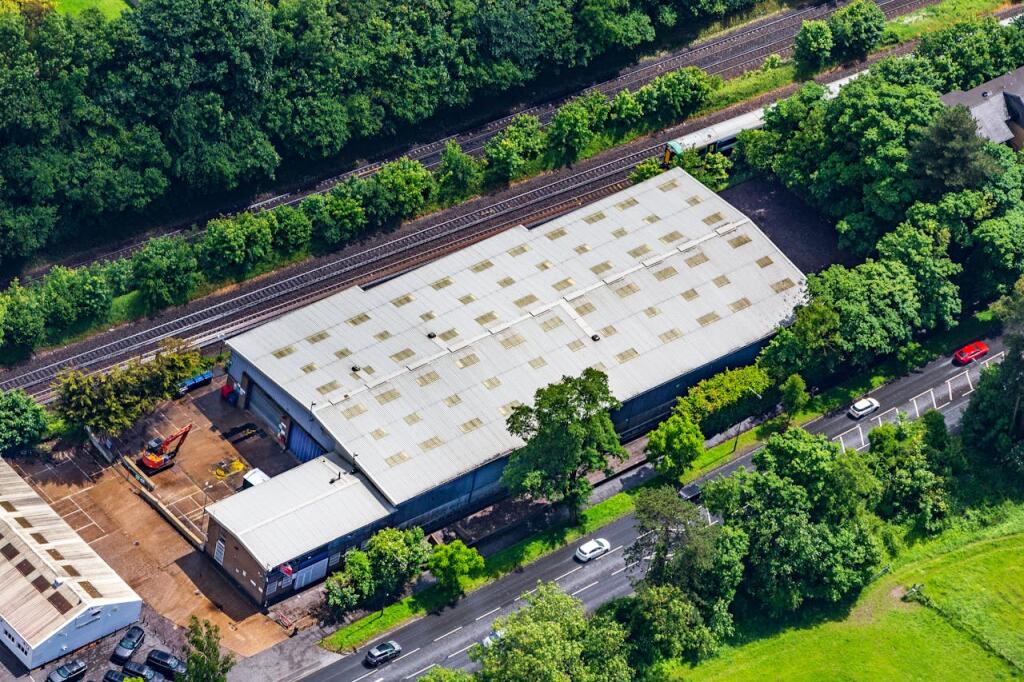 Additional image 7 of 260, Brighton Road, Coulsdon, CR5 3EA