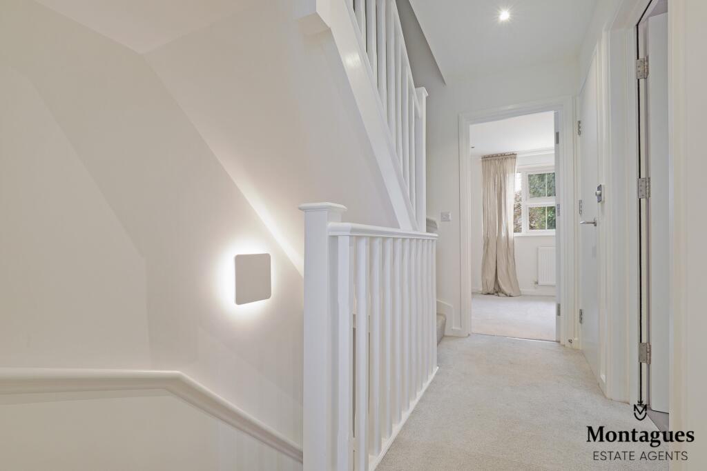 Additional image 15 of High Road, Thornwood, CM16