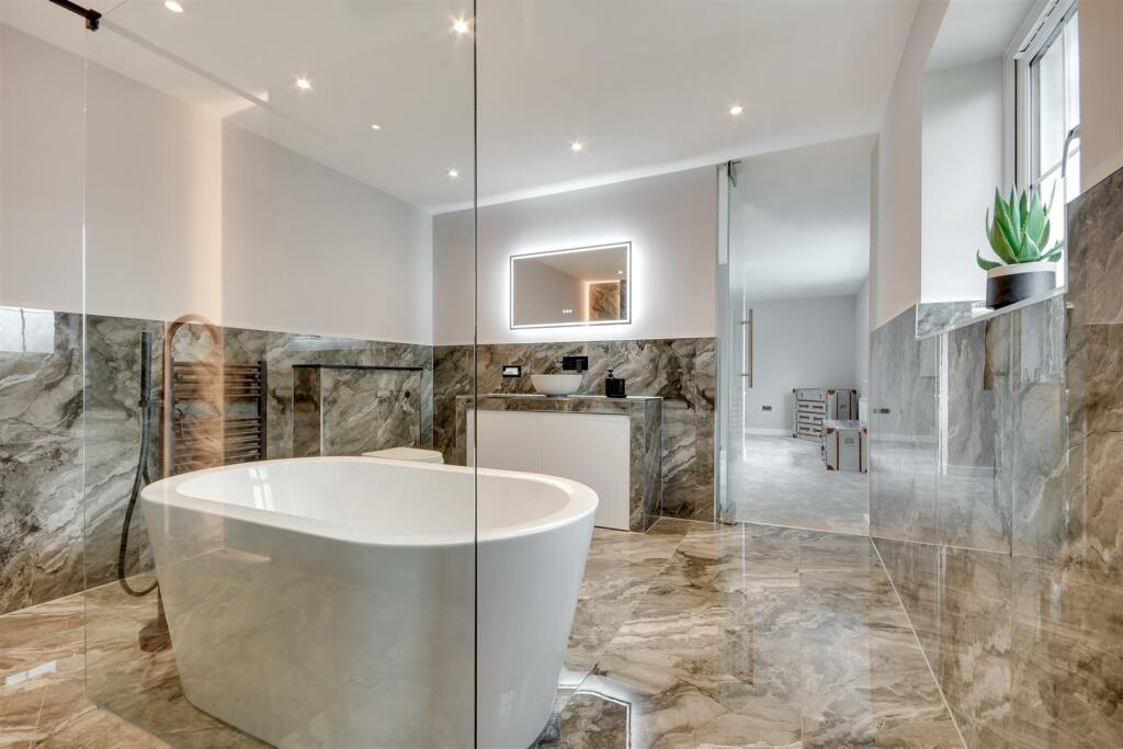 Additional image 23 of Mangapp Chase, Burnham-On-Crouch