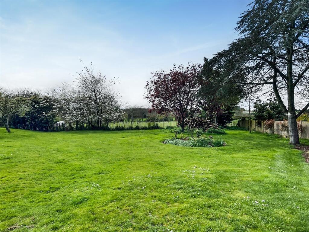 Additional image 25 of Chelmsford Road, Woodham Mortimer