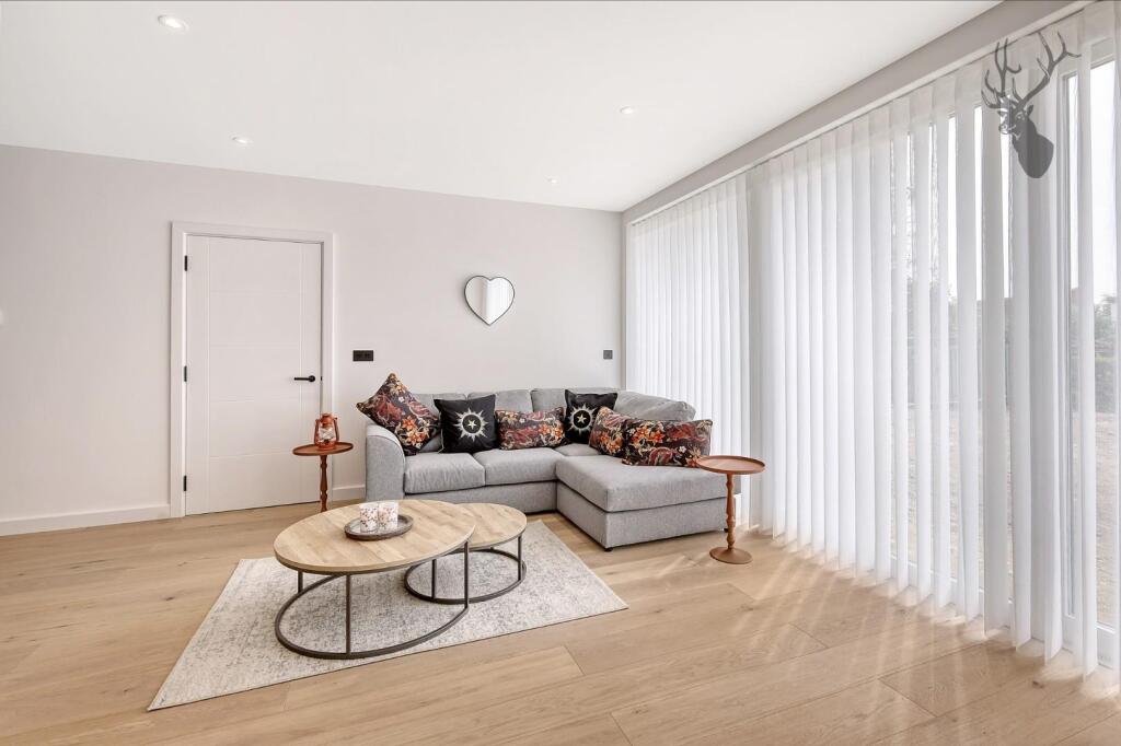 Additional image 5 of Shire Mews, Epping