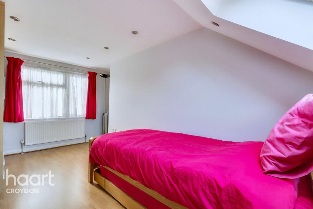 Additional image 19 of Thornton Avenue, Croydon