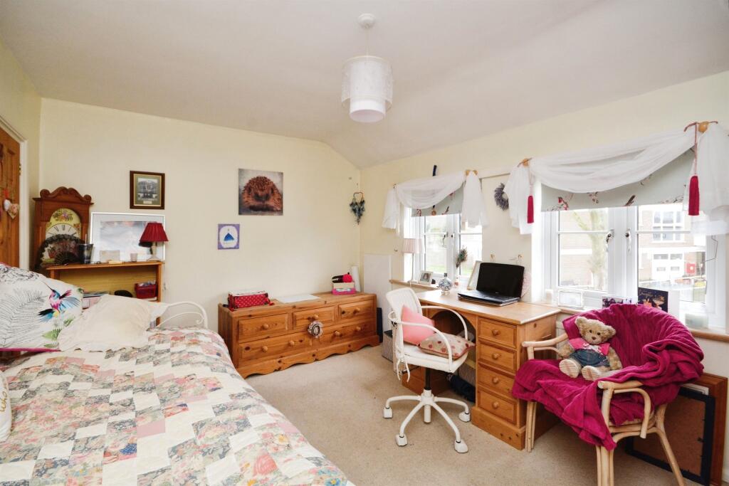 Additional image 13 of Tower Hill, Brentwood