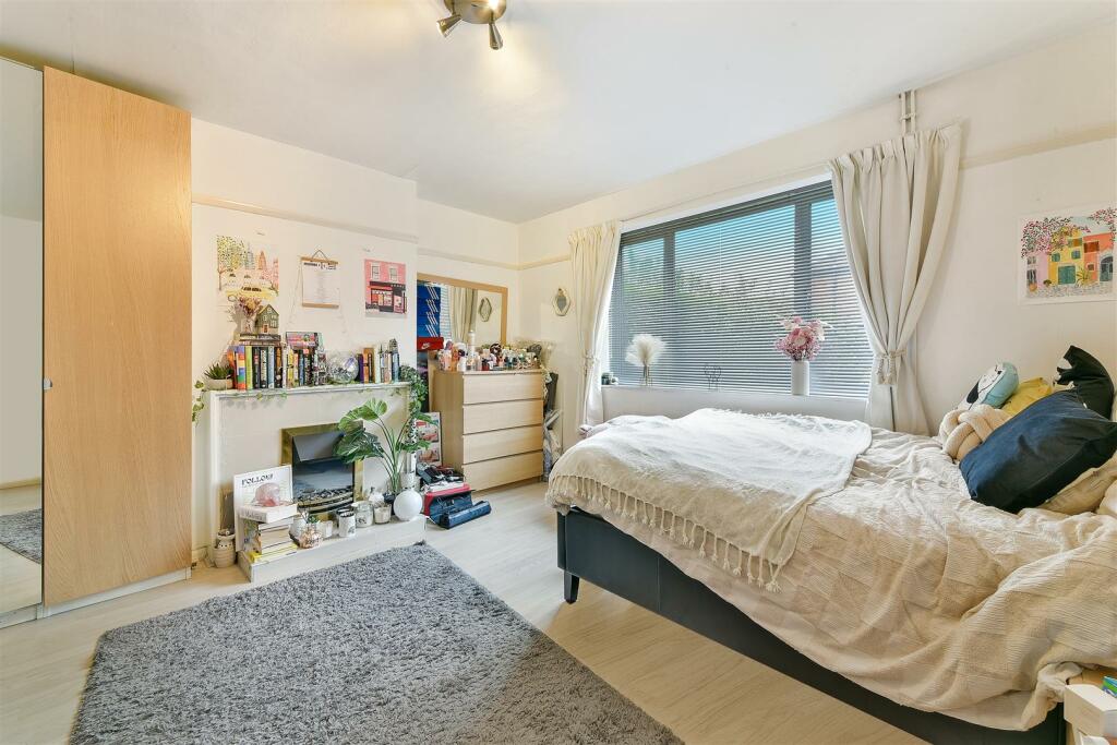 Additional image 6 of Fleming Mead, Mitcham