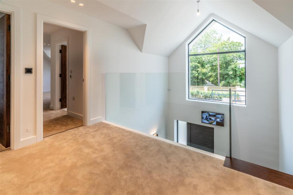 Additional image 24 of Broomhills Chase, Little Burstead, Billericay