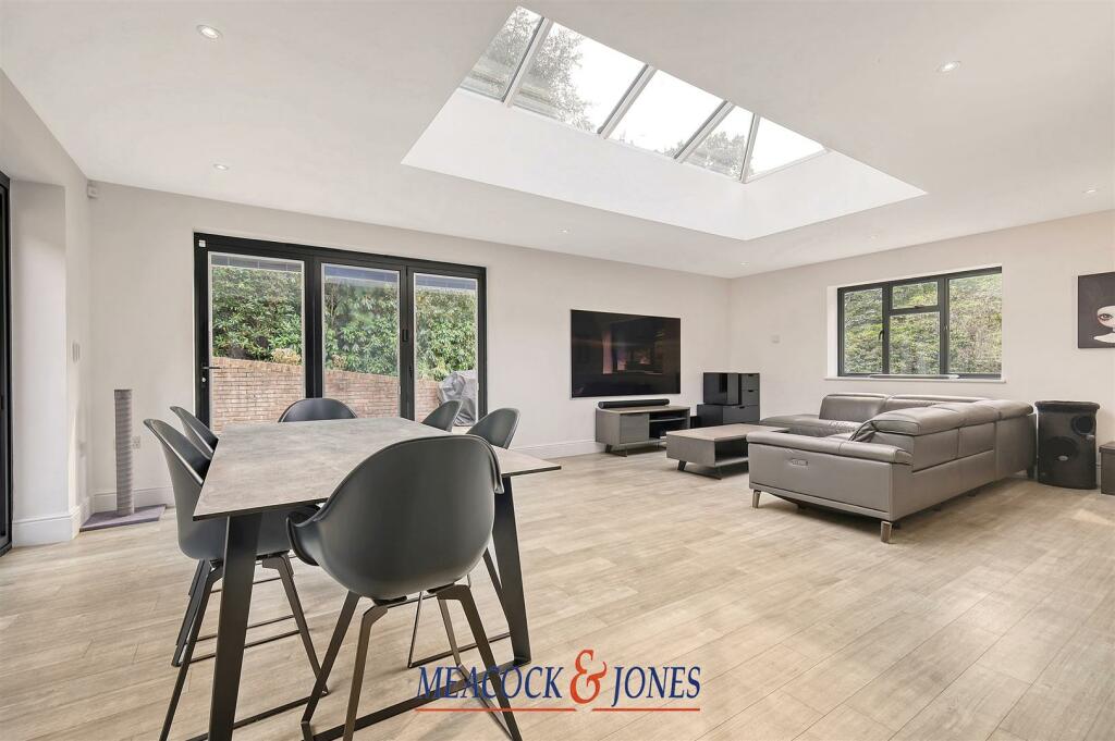 Additional image 8 of Weald Road, South Weald, Brentwood