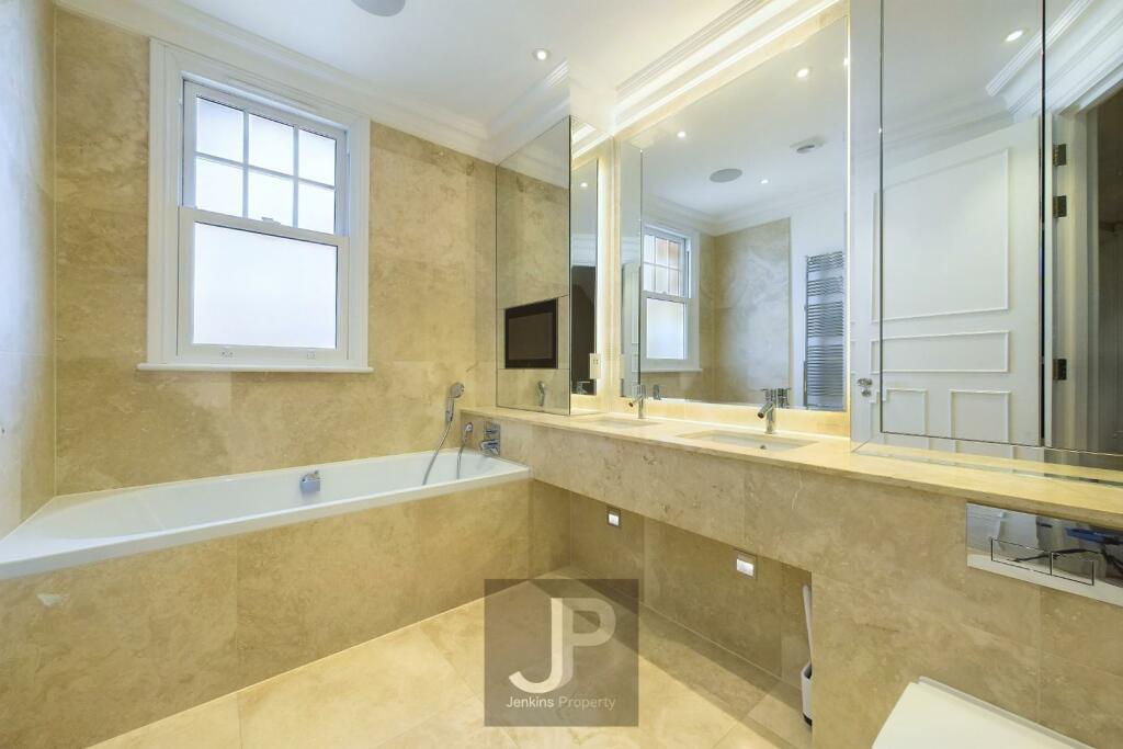 Additional image 9 of Robin Hood Road, Brentwood