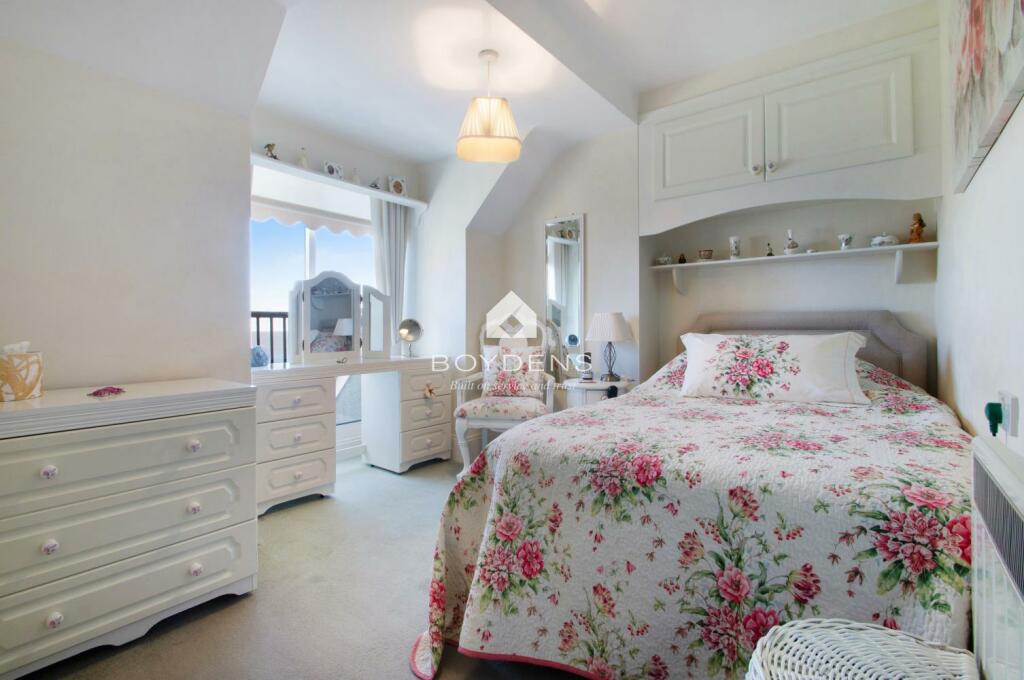 Additional image 9 of THE GRAND, FRINTON ON SEA