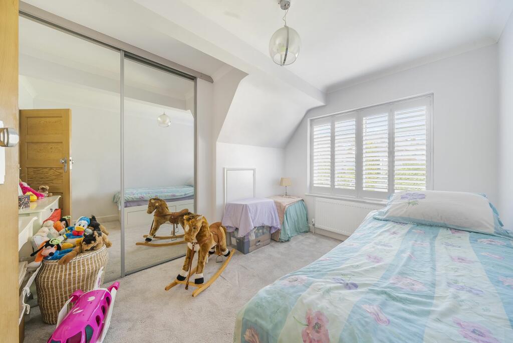 Additional image 8 of The Netherlands, Coulsdon, CR5