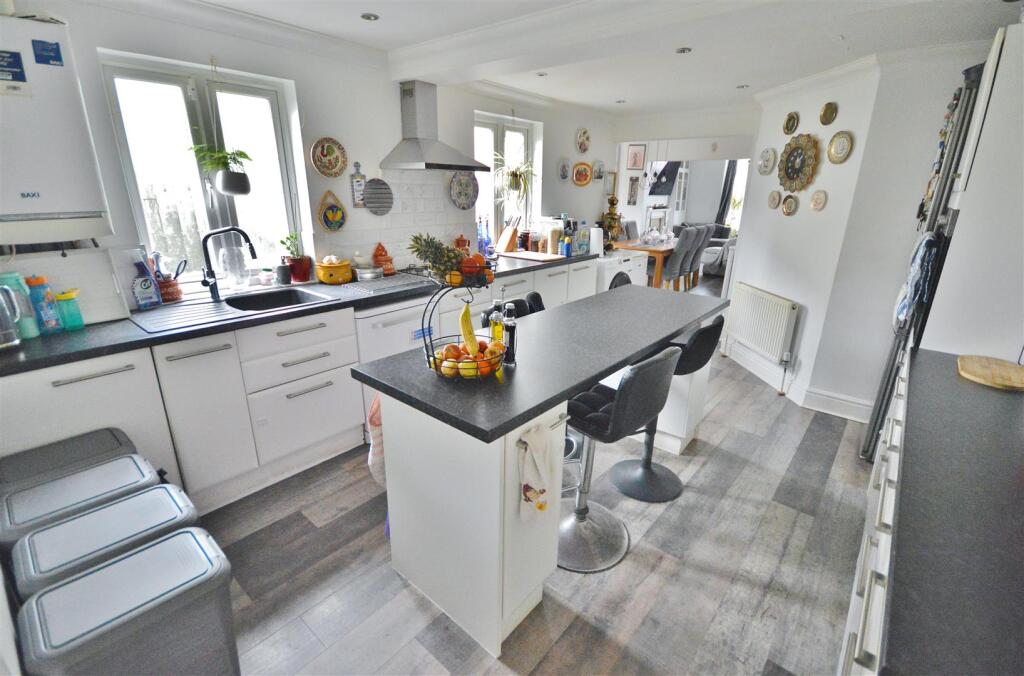 Additional image 22 of Wellesley Road, Clacton-On-Sea