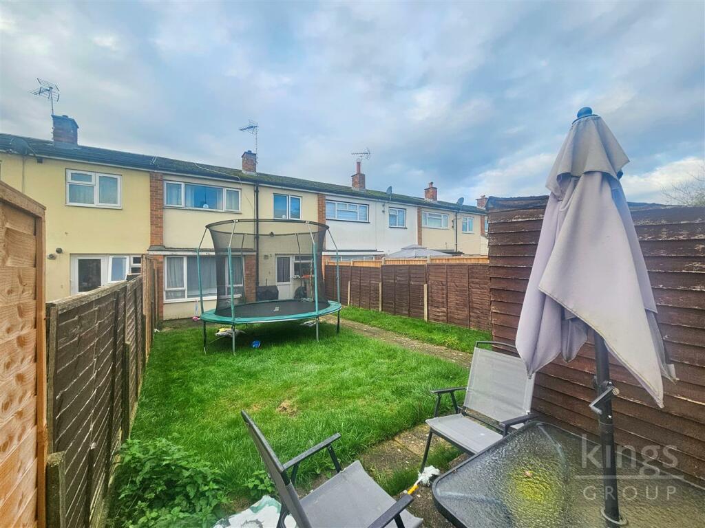 Additional image 11 of The Fortunes, Harlow