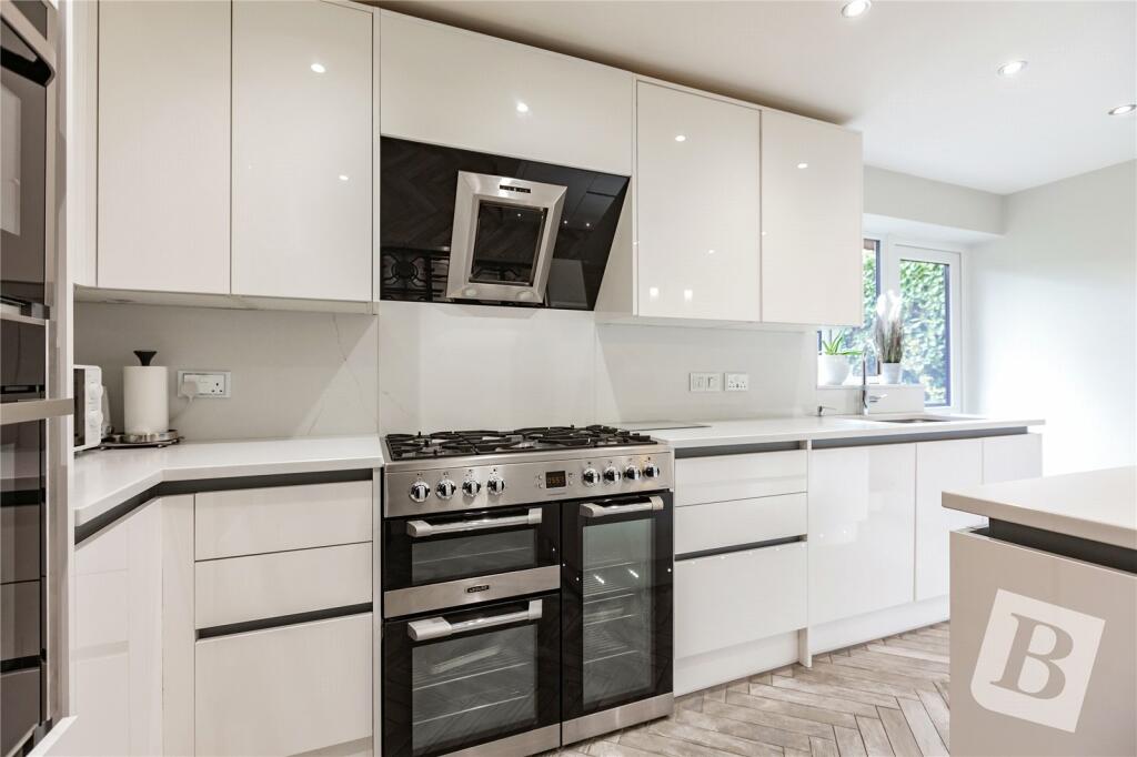 Additional image 6 of Kensington Road, Pilgrims Hatch, Brentwood, CM15