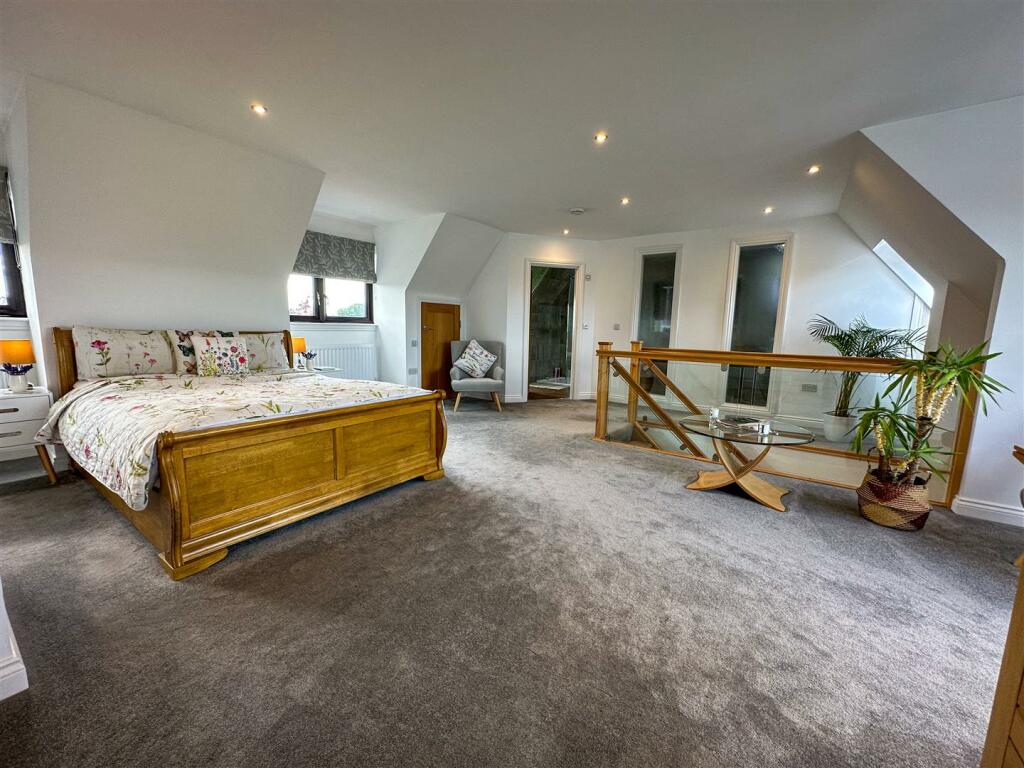 Additional image 24 of Southcliff Park, East Clacton