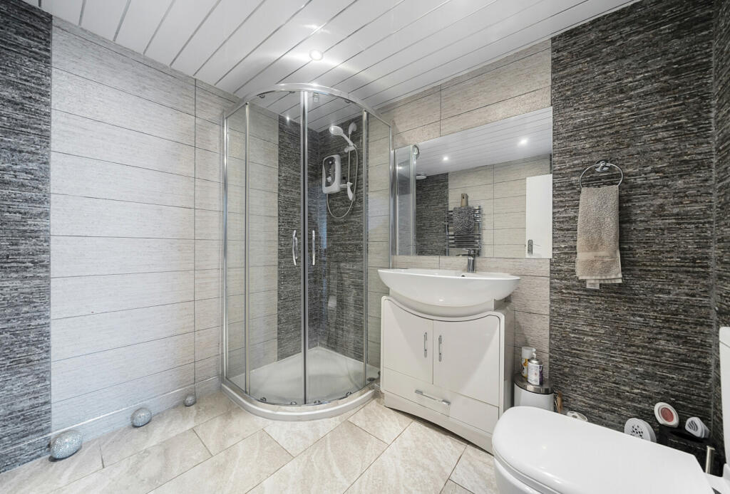 Additional image 16 of Framfield Road, Mitcham, CR4