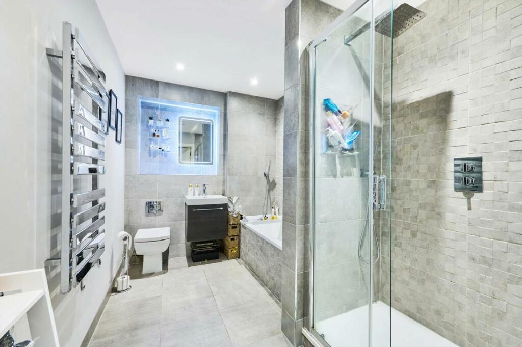 Additional image 10 of Caithness Road, Tooting