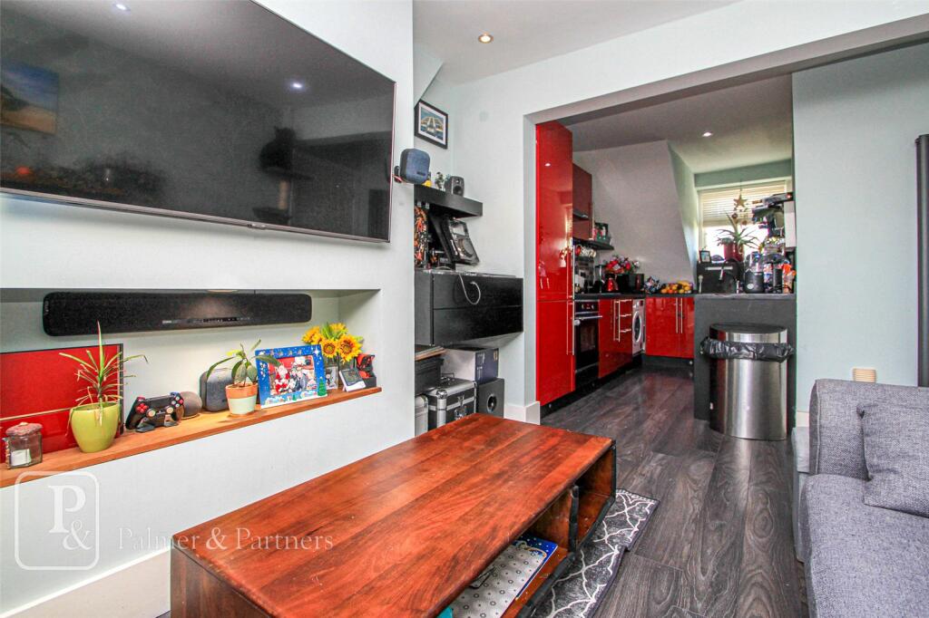 Additional image 8 of Carnarvon Road, Clacton-on-Sea, Essex, CO15