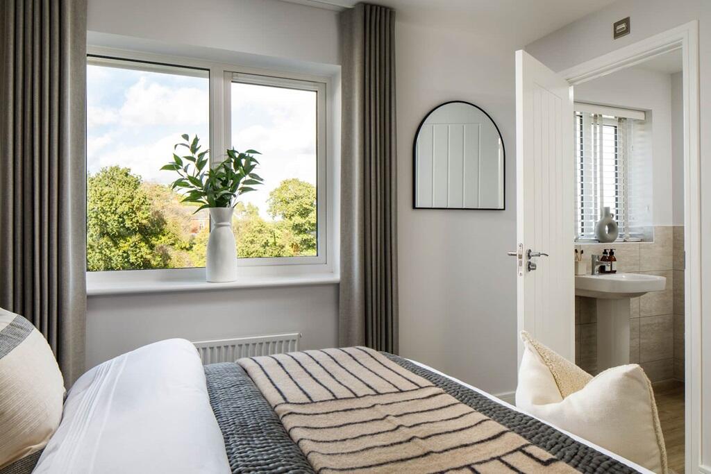 Additional image 8 of Elm Tree Avenue, 
Frinton on Sea, 
Essex,
CO13 0GR