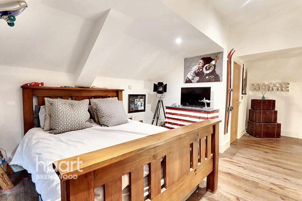 Additional image 14 of Kensington Way, Brentwood