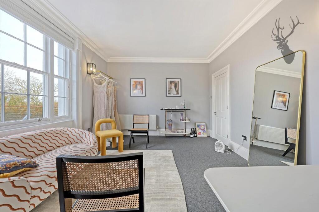 Additional image 23 of High Street, Ongar