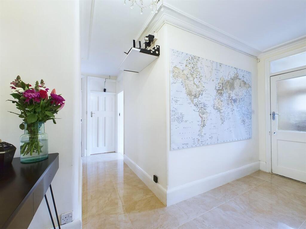 Additional image 23 of Whyteleafe Hill, Whyteleafe