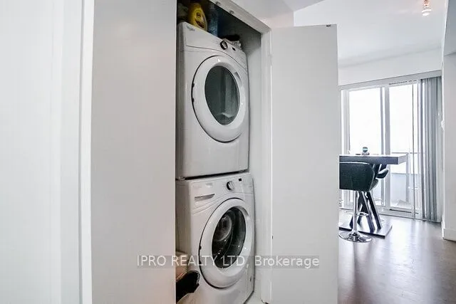 Additional image 21 of 30 Shore Breeze Dr