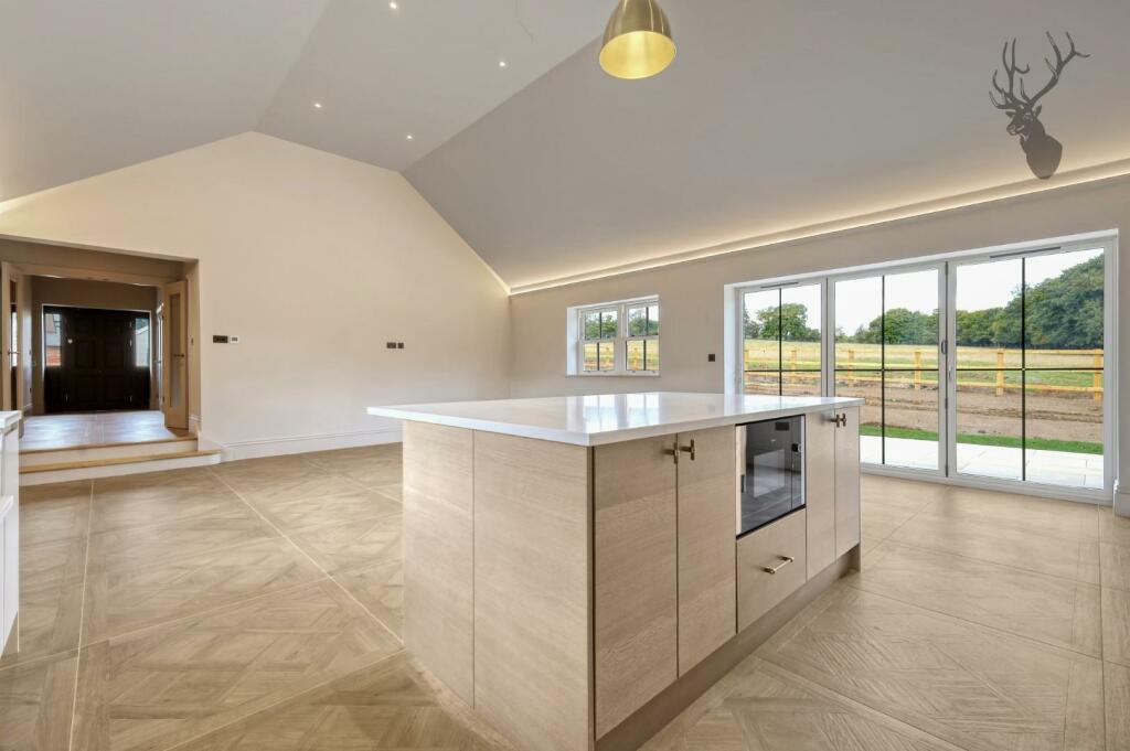 Additional image 7 of Colmar Mews, Weald Park Way