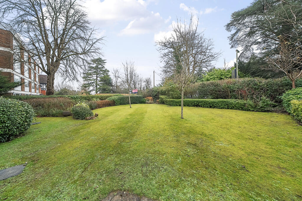 Additional image 8 of White Hill Close, Caterham, CR3