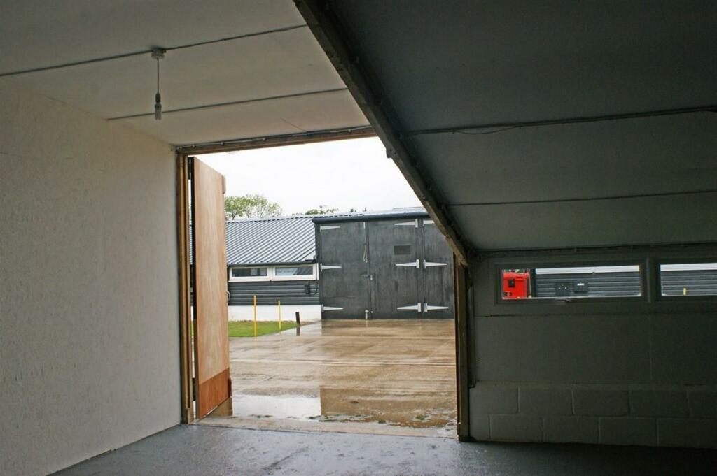 Additional image 9 of Braintree