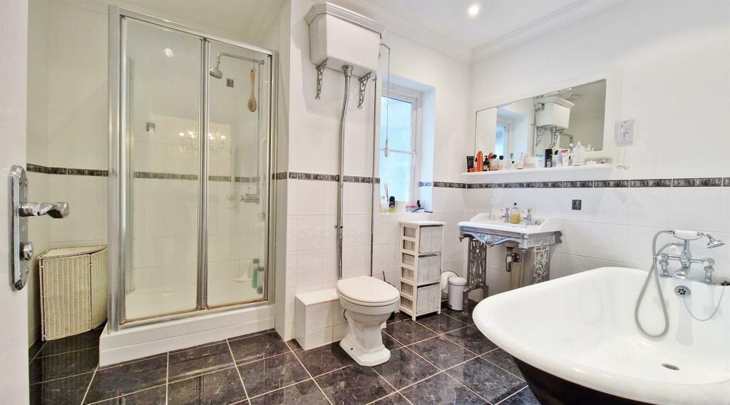 Additional image 28 of Third Avenue, Frinton-On-Sea