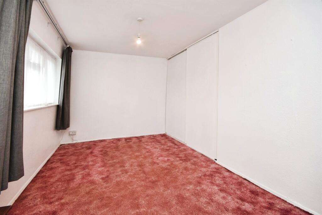 Additional image 7 of Hawthorn Avenue, Brentwood