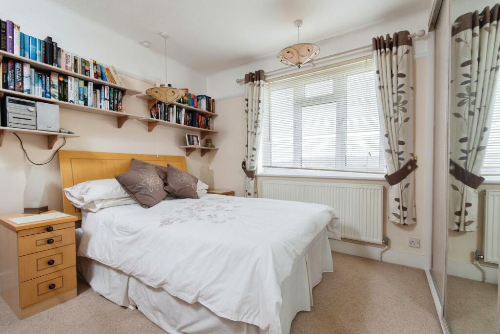 Additional image 10 of Blenheim Park Road, South Croydon, CR2