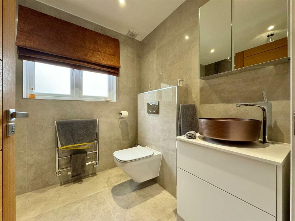 Additional image 30 of Oaklands Stoney Hills, Burnham-On-Crouch