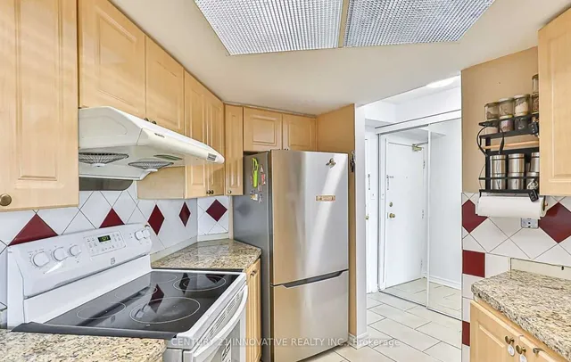 Additional image 9 of 2050 Lawrence Ave Unit 1111