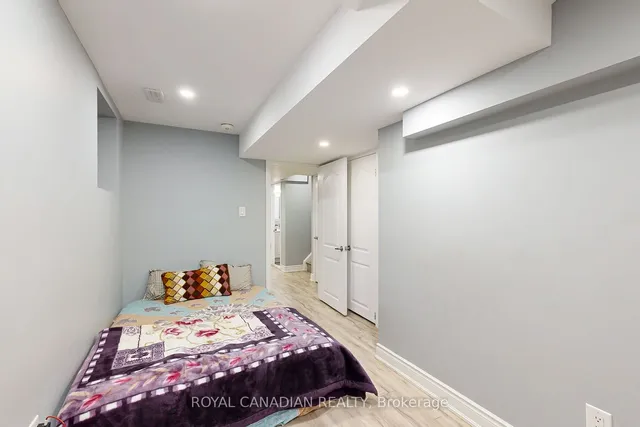 Additional image 34 of 11 Revelstoke Pl