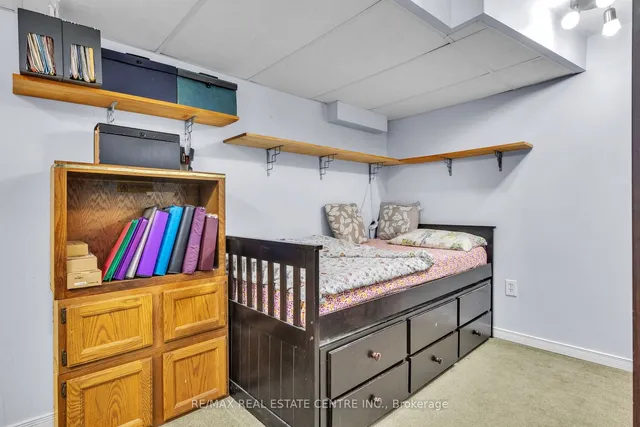 Additional image 31 of 152 Anvil St