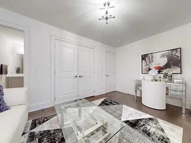 Additional image 27 of 696 Glengrove Ave