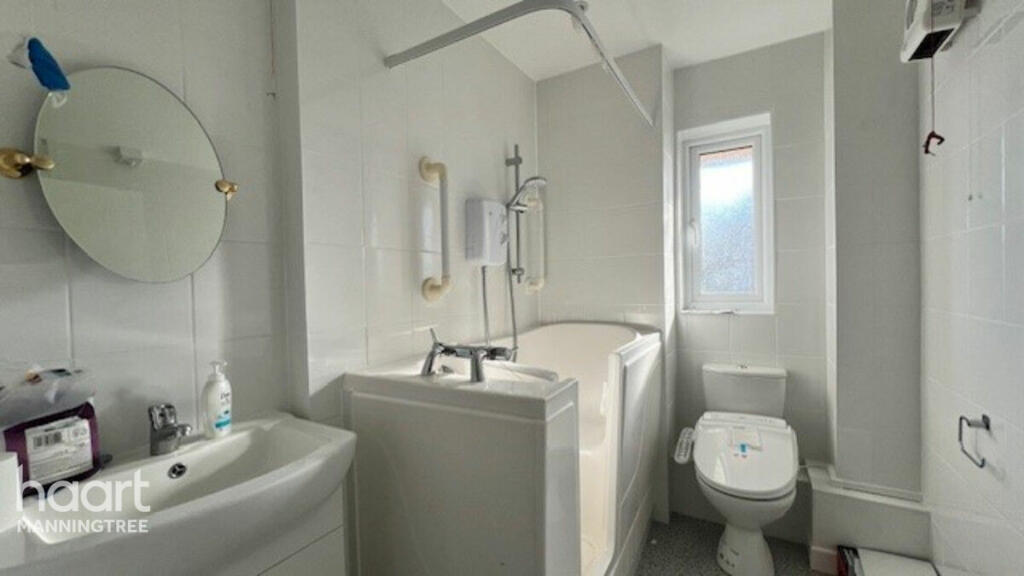 Additional image 7 of Swan Court, Harwich Road, Mistley, Manningtree, Essex