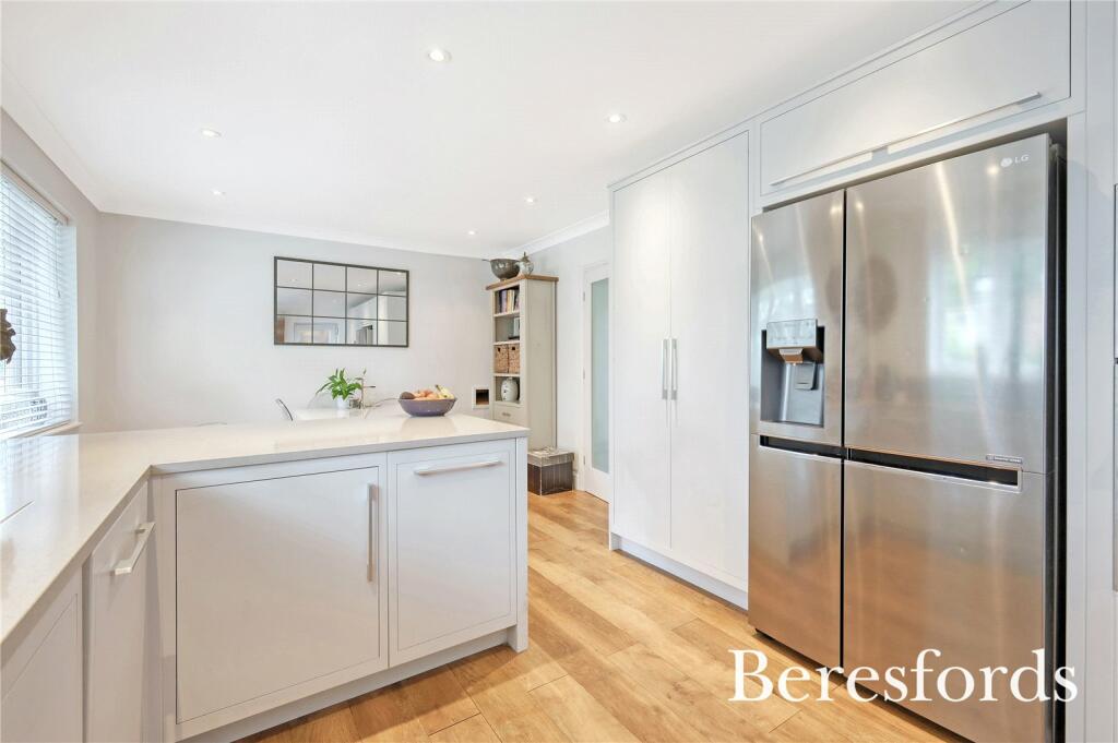 Additional image 5 of Spurgate, Hutton, CM13