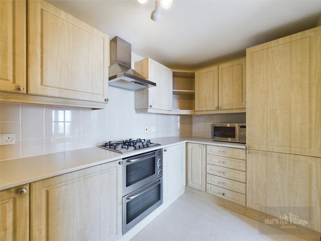 Additional image 4 of Marine Parade, Harwich, Essex, CO12