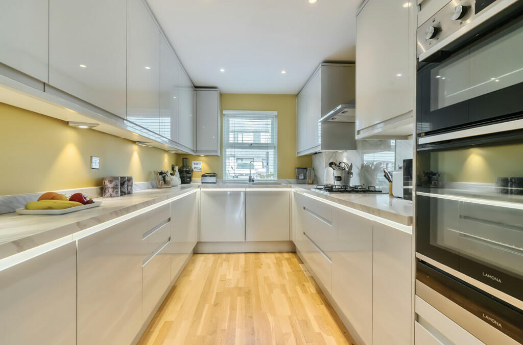 Additional image 7 of Green Lane, Walton on the Naze, Essex