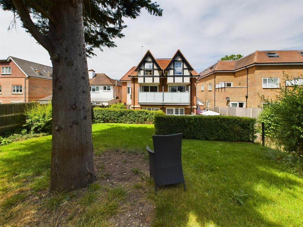 Additional image 5 of Chipstead Valley Road, Coulsdon