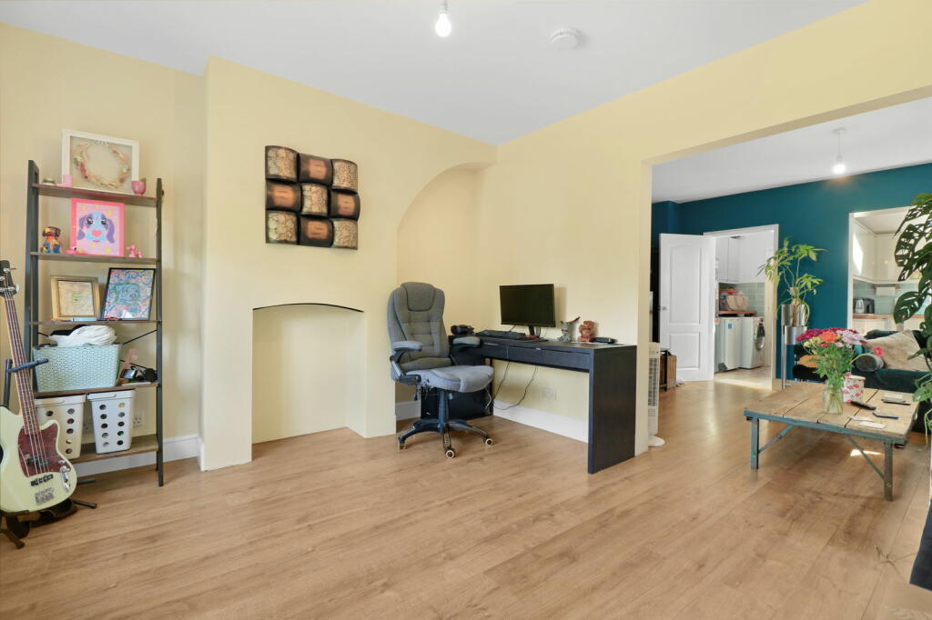 Additional image 4 of Dukes Lane, Chelmsford, CM2 6AD