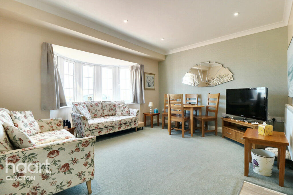Additional image 25 of Marine Parade East, Clacton-On-Sea