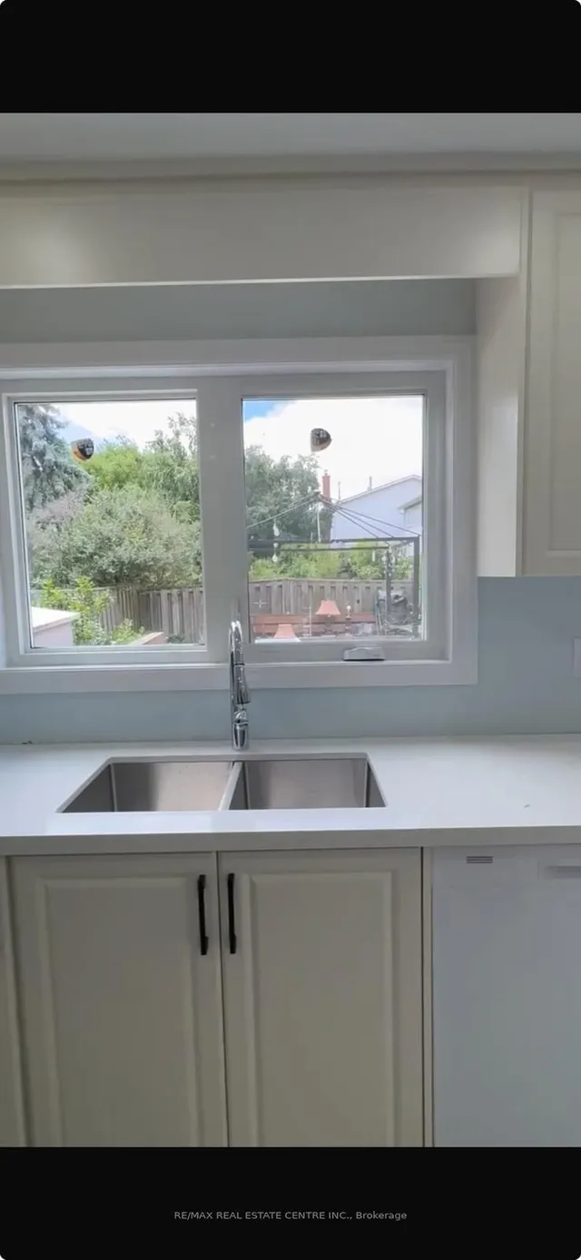 Additional image 14 of 110 Dumfries Ave