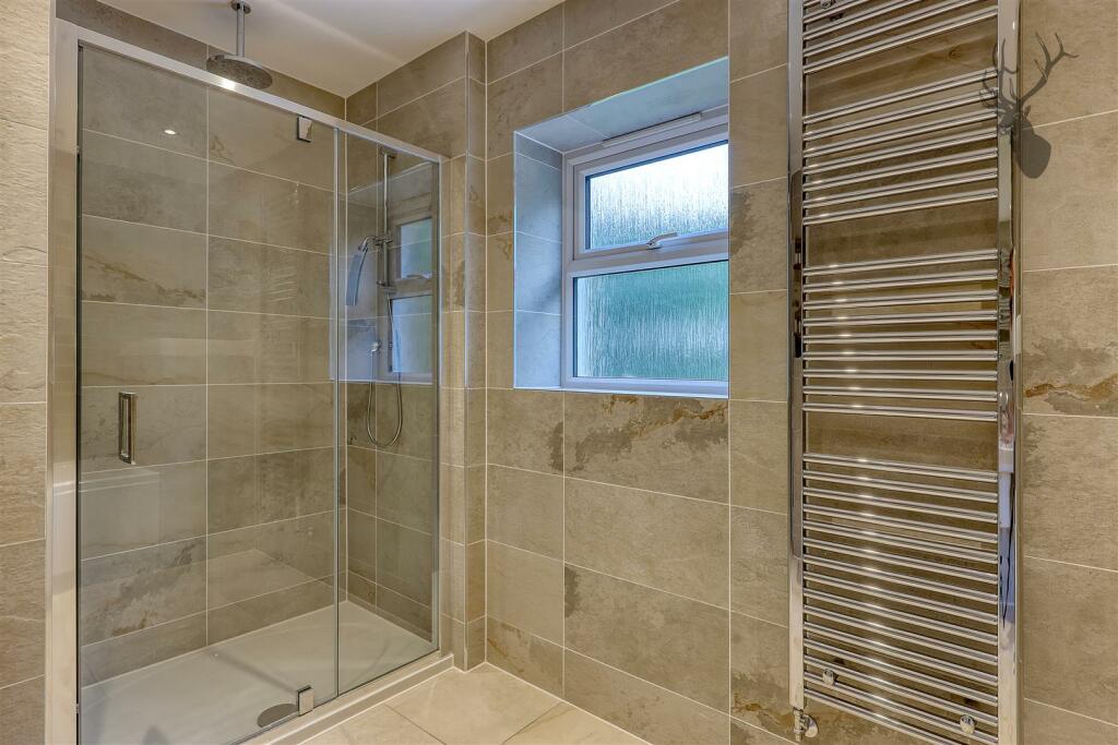 Additional image 17 of Woodside Place, Great Warley, Brentwood