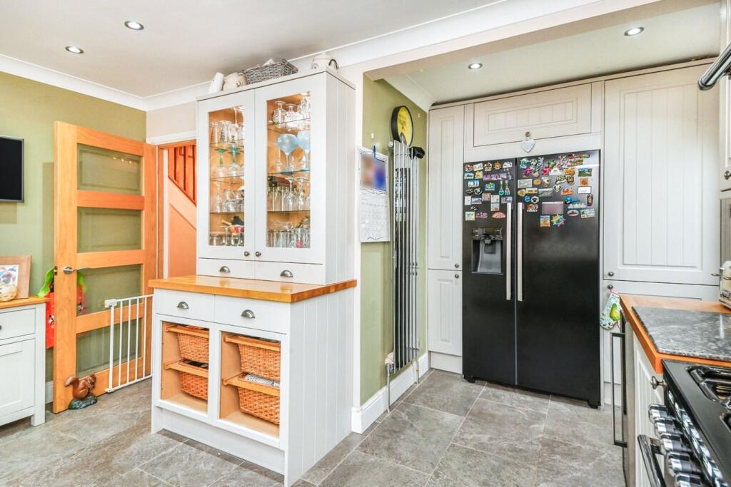 Additional image 7 of Colchester Road, Lawford, Manningtree, CO11